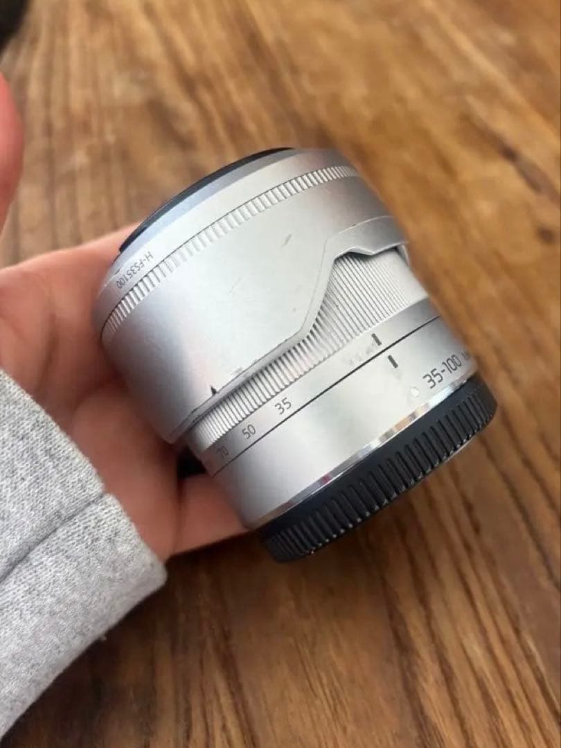 デジタルカメラ　LUMIX DMC-GF7