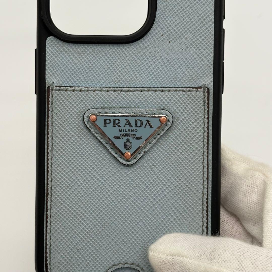 PRADA iPhone16pro ライトブルー　サフィアーノ　三角ロゴ