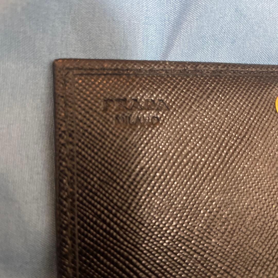 PRADA 名刺入れ　カードケース