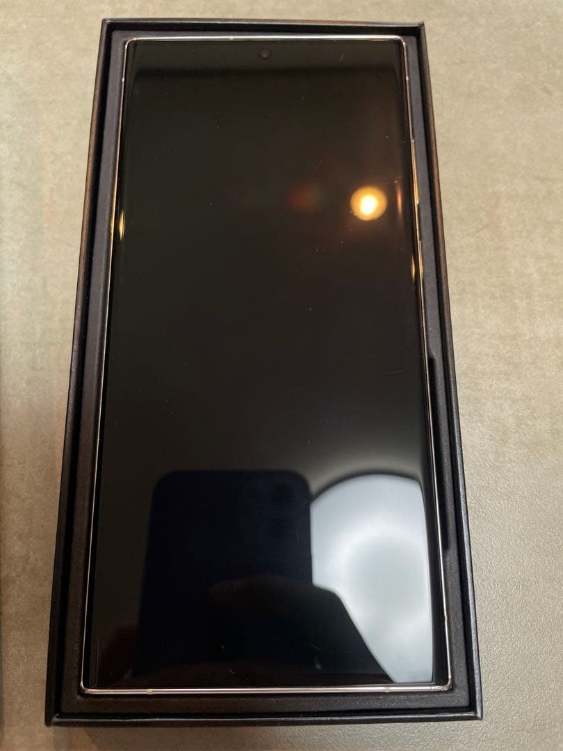 Galaxy S23 Ultra 本体　au