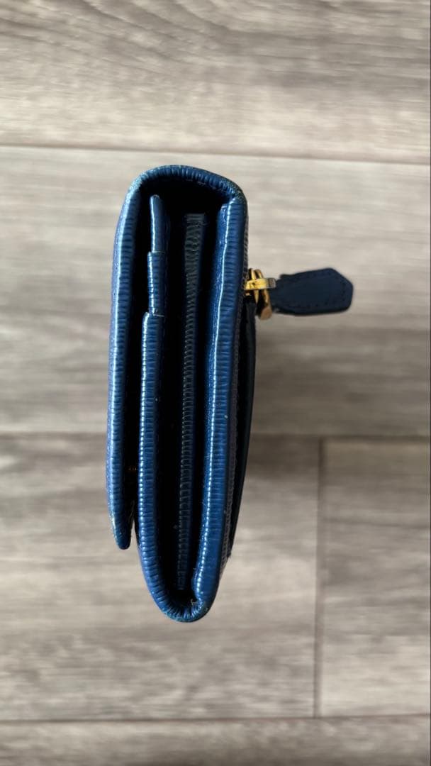 PRADA プラダ サフィアーノ 長財布 ネイビー　青　ブルー 箱つき