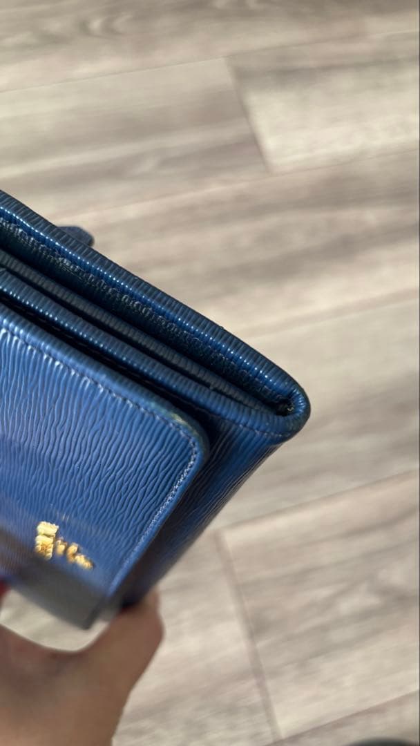 PRADA プラダ サフィアーノ 長財布 ネイビー　青　ブルー 箱つき