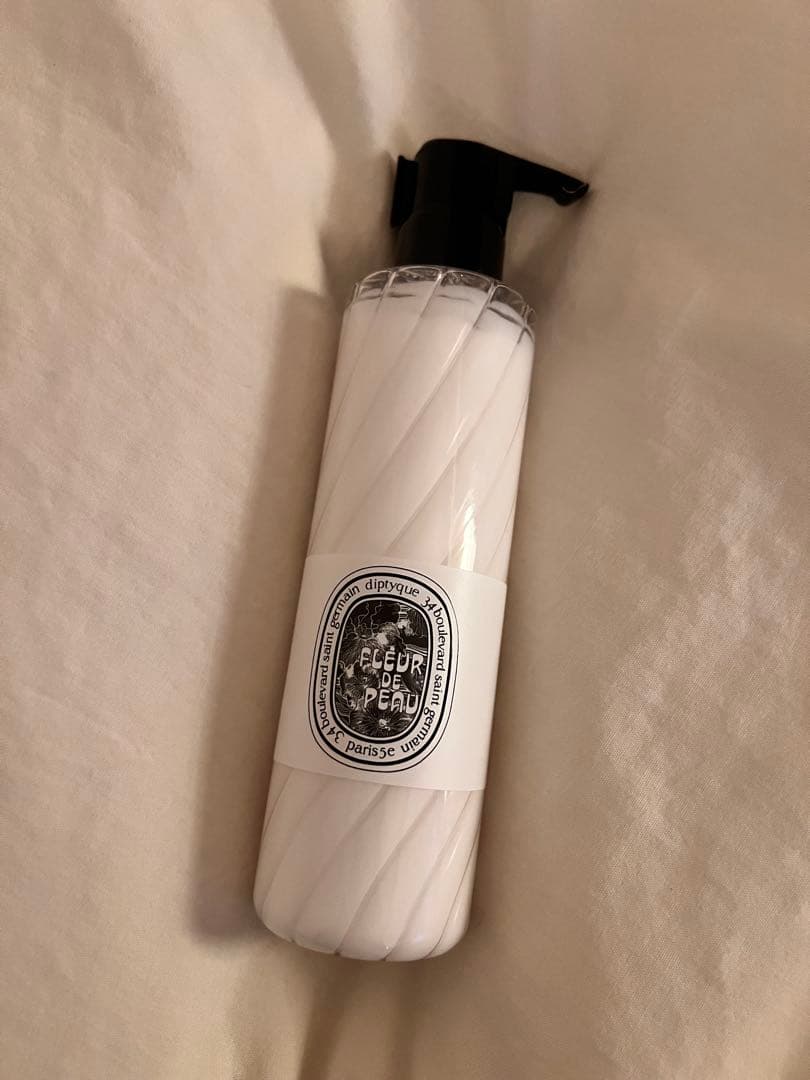 Diptyque Fleur de Peau ボディローション