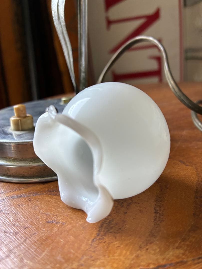 青柳アンティーク　デスク　ランプ　ベッドサイド卓上　ランプ　スズラン　レア