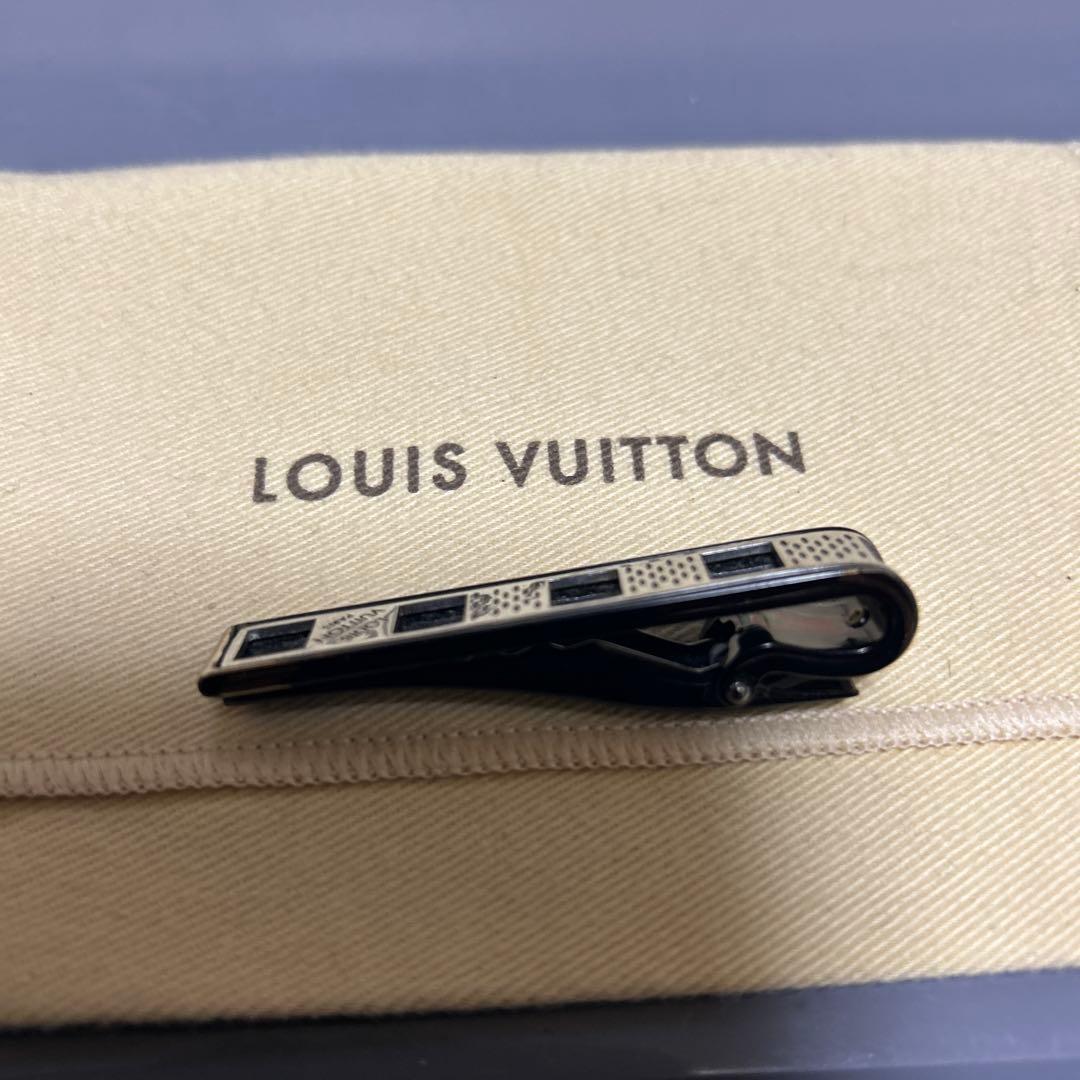 正規品LOUIS VUITTON ダミエグラフィット ネクタイピン