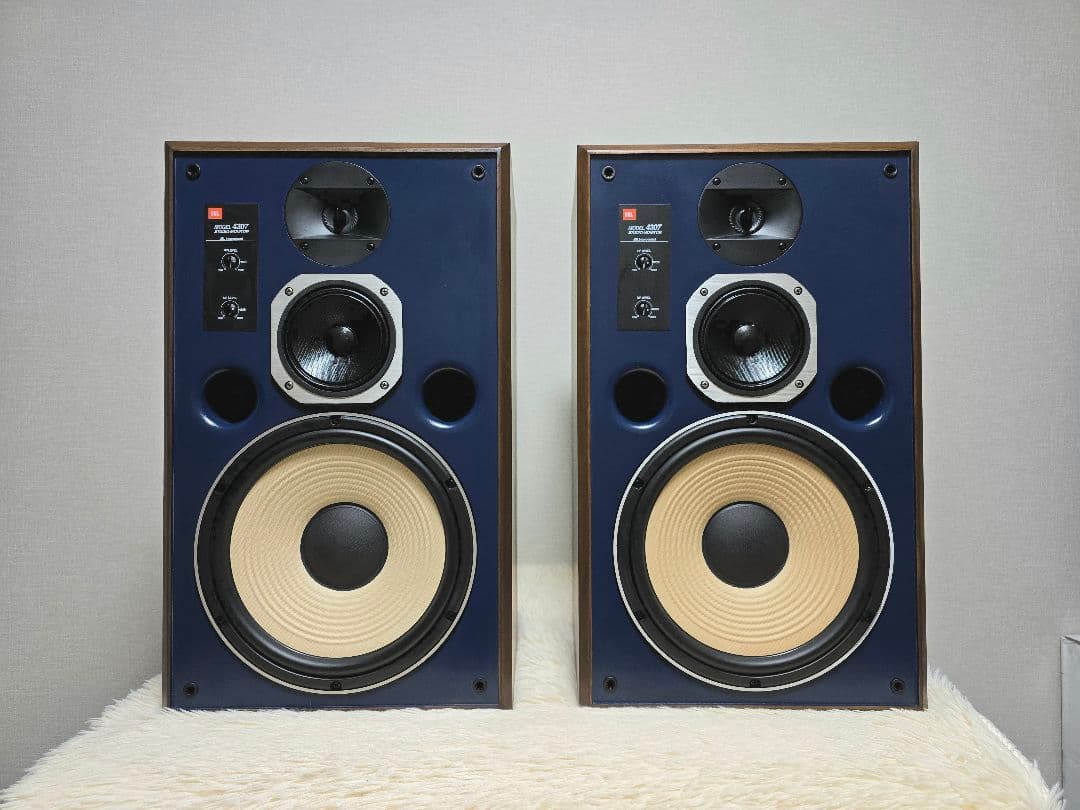 JBL 4307-3ウェイブックシェルフ型スピーカー2個セット 中古