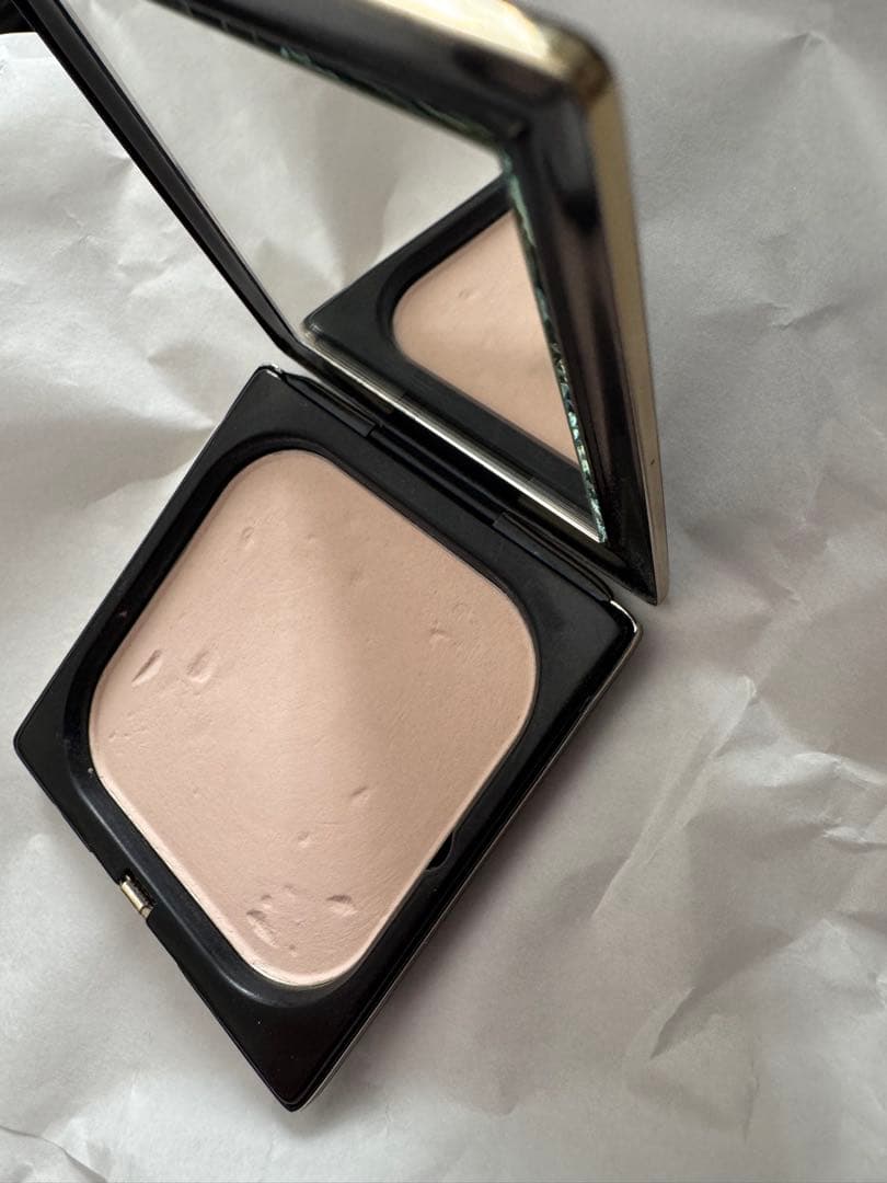 プードルコンパクトエサンシエルｎ（エレガントスリム）