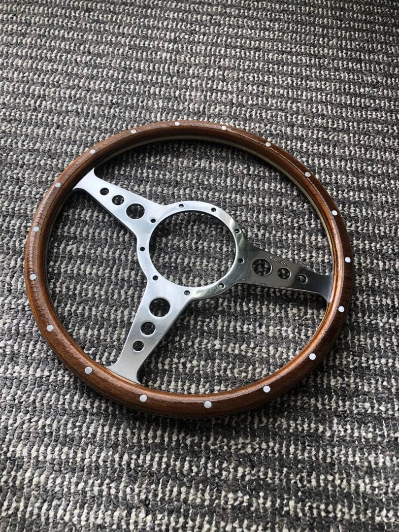 モトリタウッドステアリング330φフラットタイプ