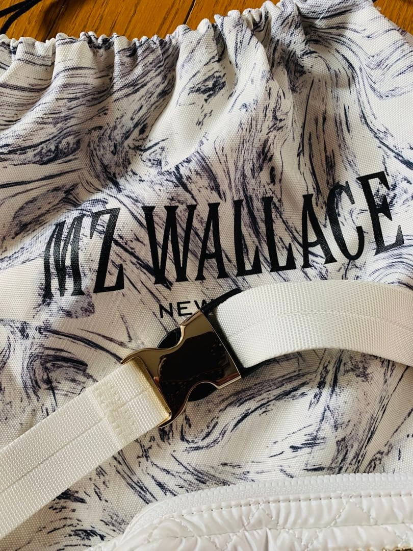 k*1様 MZ Wallace NEW! スリング クロスボディ ホワイト、新品