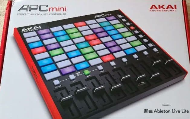 AKAI APC mini Mk2 Ableton Liveコントローラー