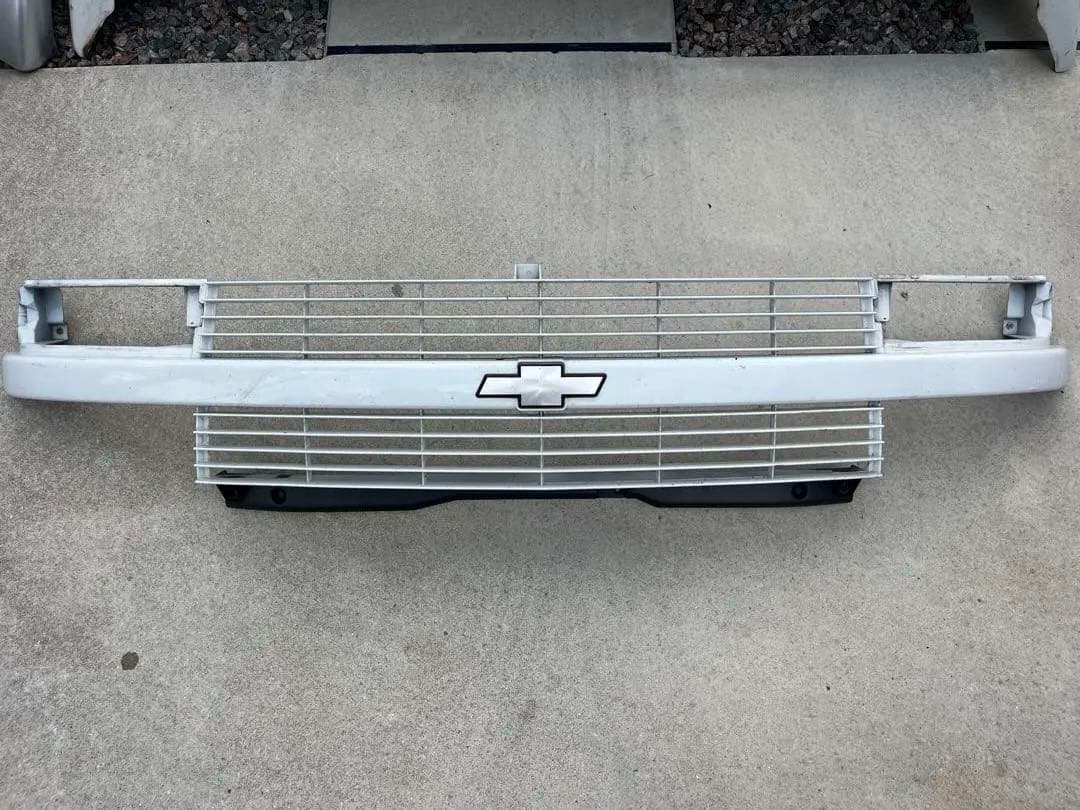 Chevrolet グリル ホワイト　アストロ