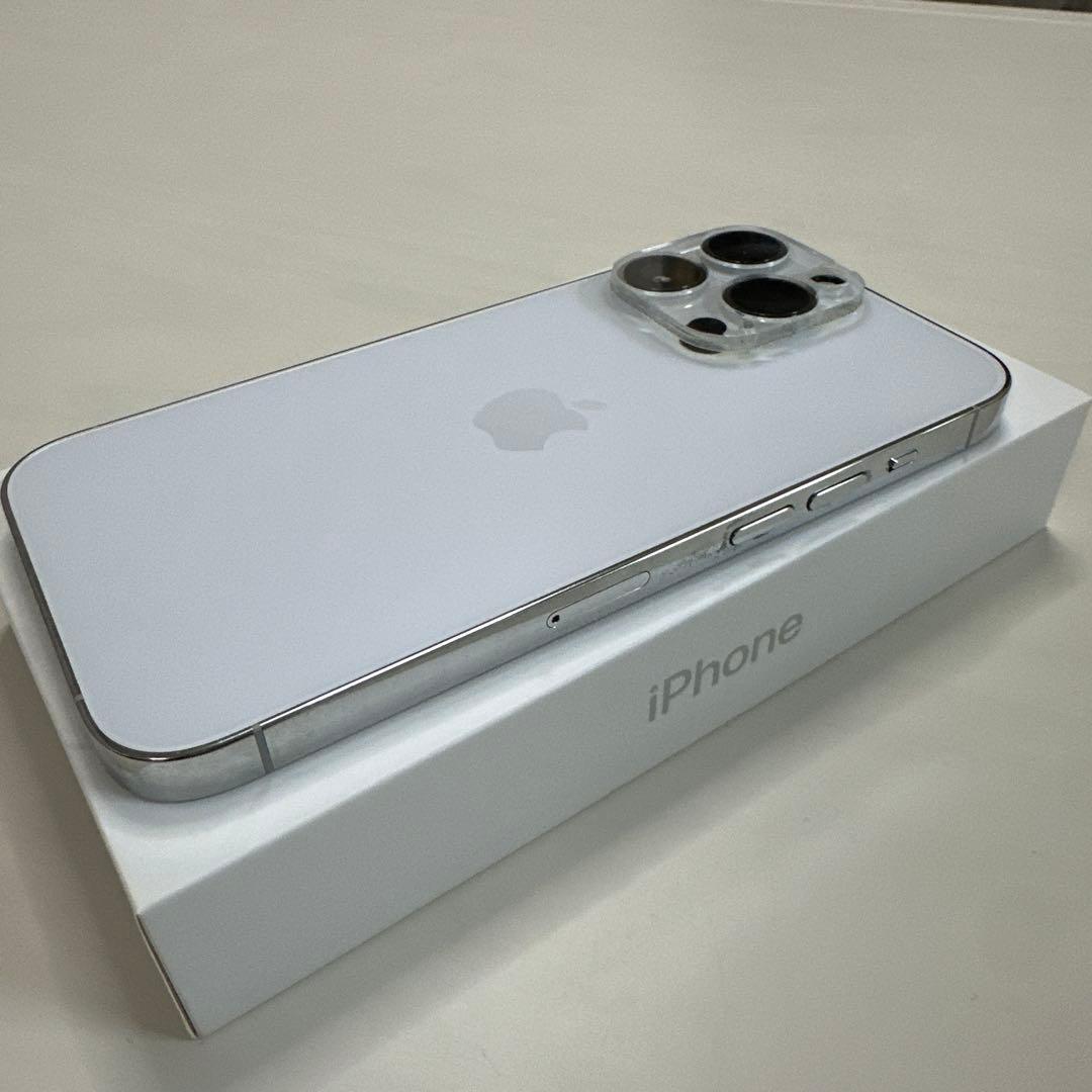 【Hiro】iPhone14Pro シルバー 256GB