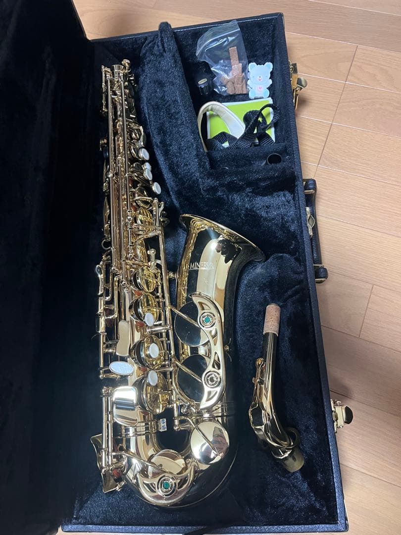 MINERVA アルトサックス