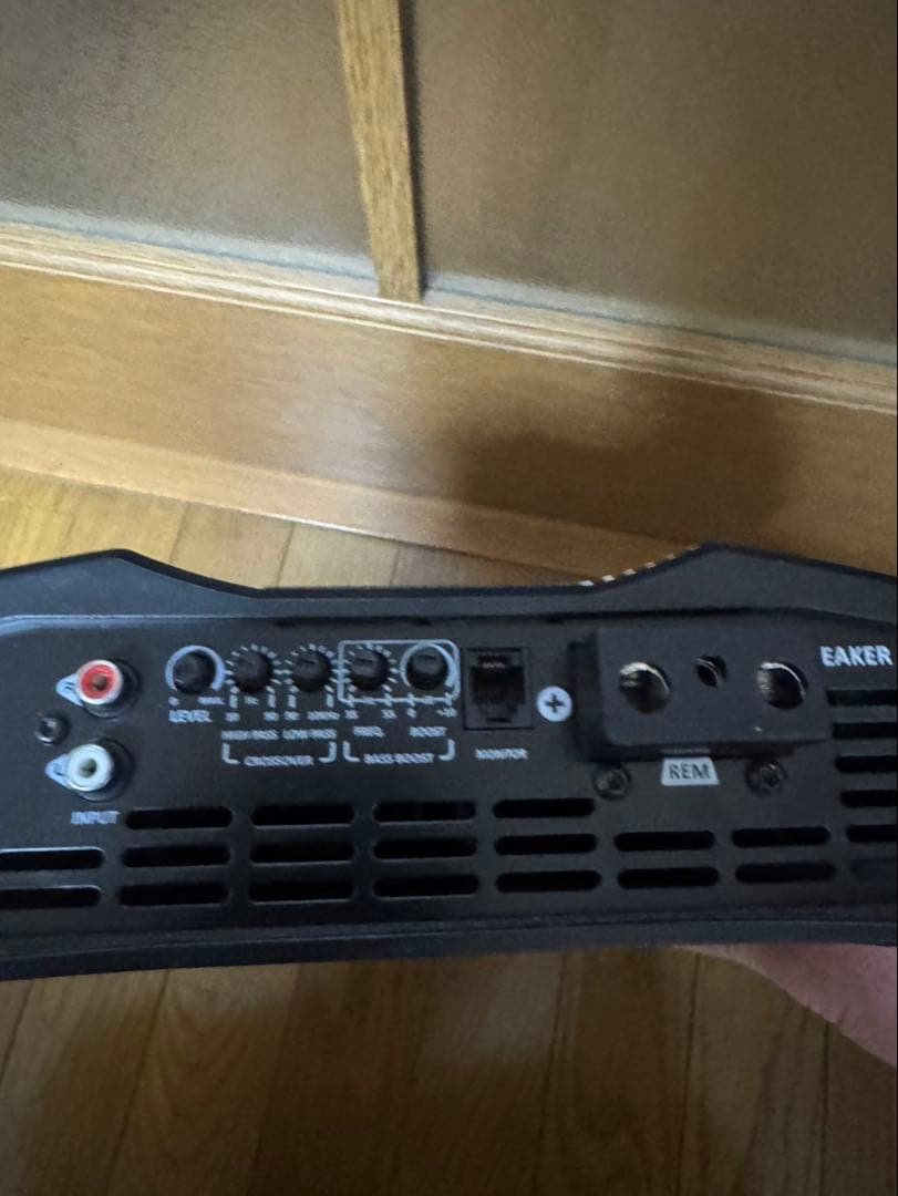 Taramp's MD8000.1 アンプ