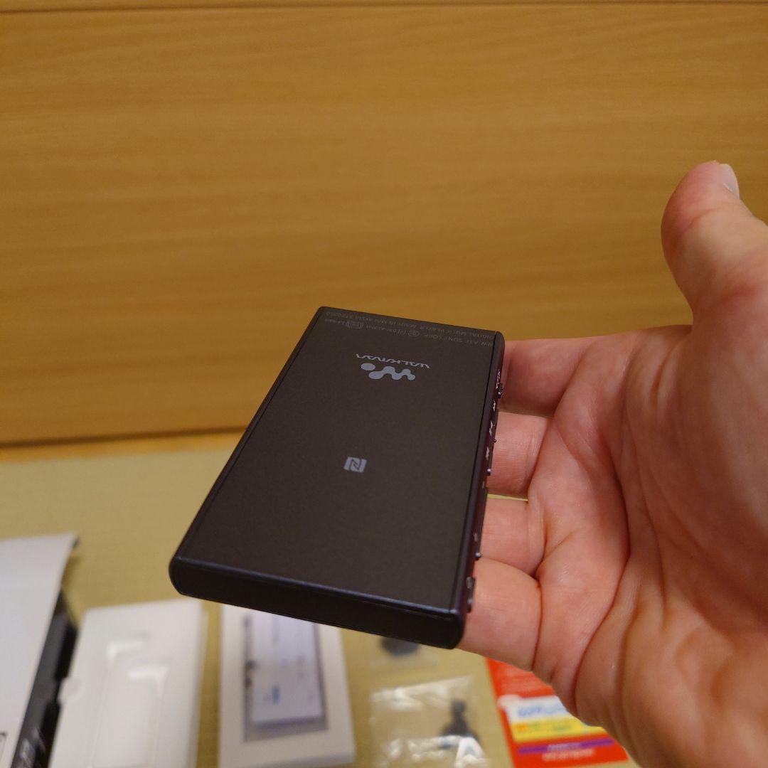 SONY ウォークマン(NW-A37HN) 本体 付属品あり　貴重なおまけ付き
