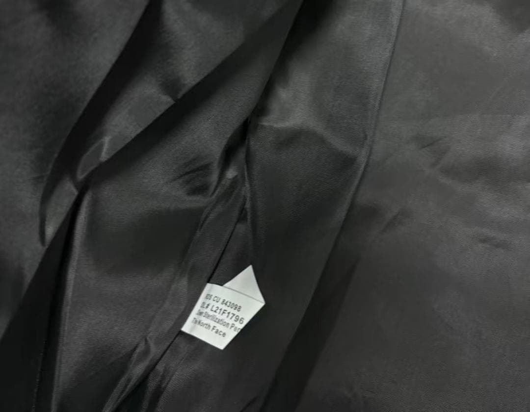 【L】 TH★E NOR★TH FA★CE ブラック ダウンジャケット NN