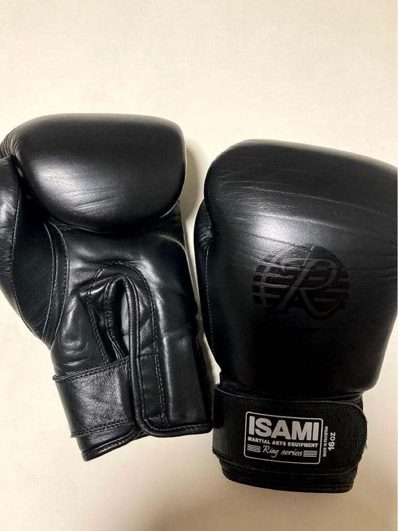 ISAMI ボクシンググローブ 黒 レザー