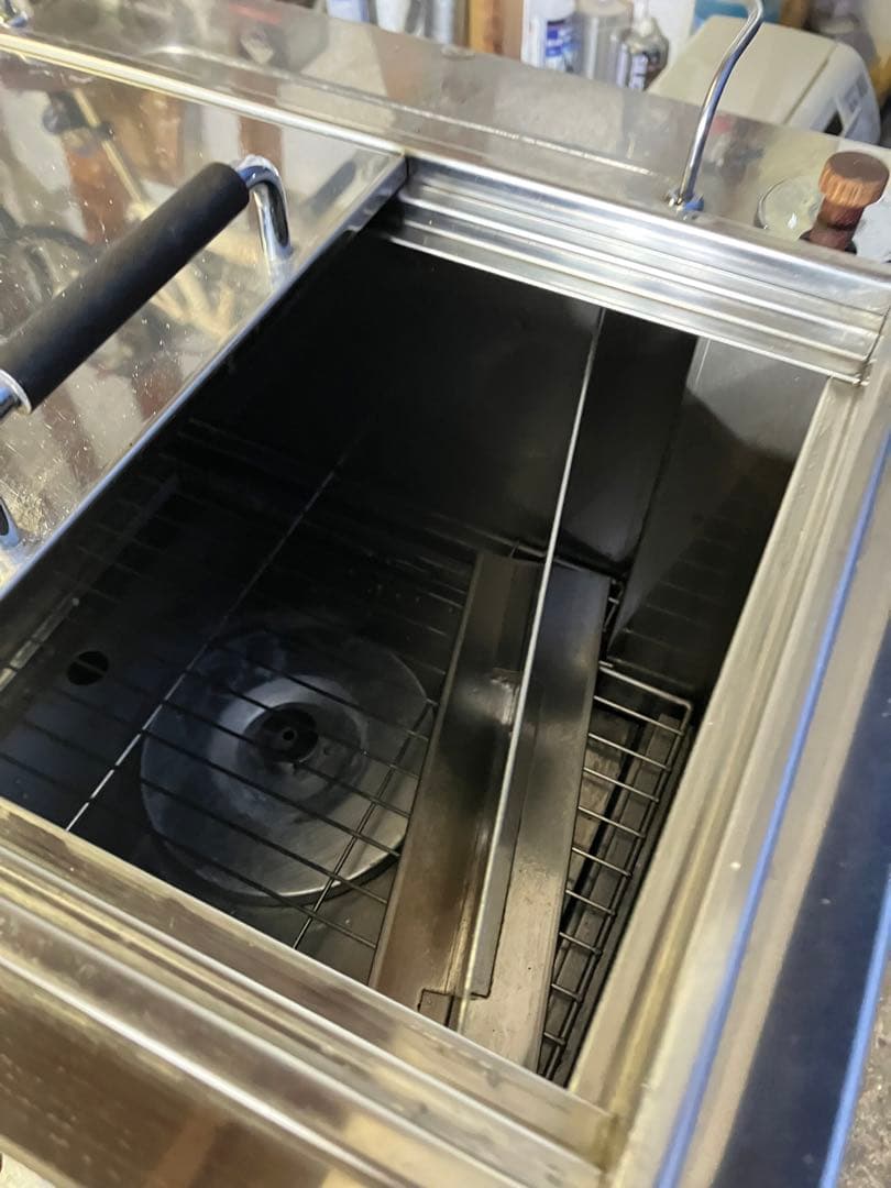 日鈑工業　タオルスチーマー　理容　プロ用