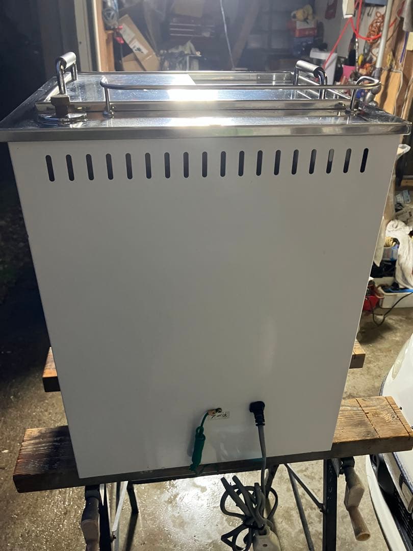 日鈑工業　タオルスチーマー　理容　プロ用