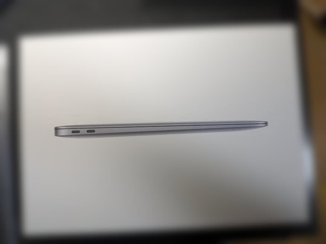 MacBook Air M1 2020 8/256GB 箱あり 充電器付 美品