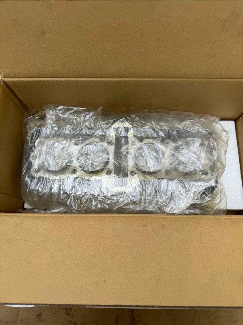 ゼファーχ シリンダー 2005年式 実働車取り外し