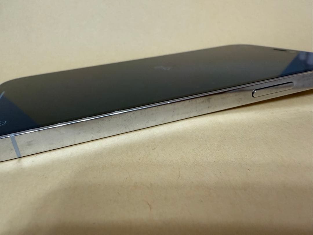 値下げ Apple iPhone 12 Pro 256GB シルバー 本体