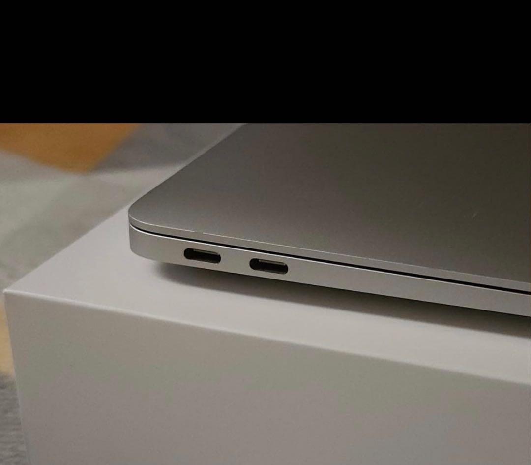 MacBookAir2020年 i5 512GB 13インチ バッテリー6回 箱