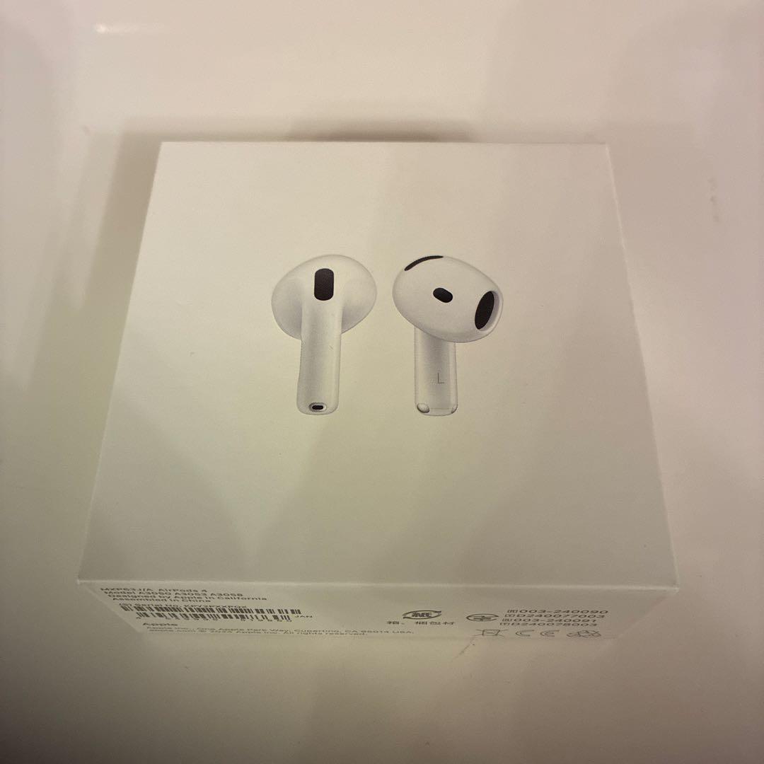 AirPods 4 ホワイト