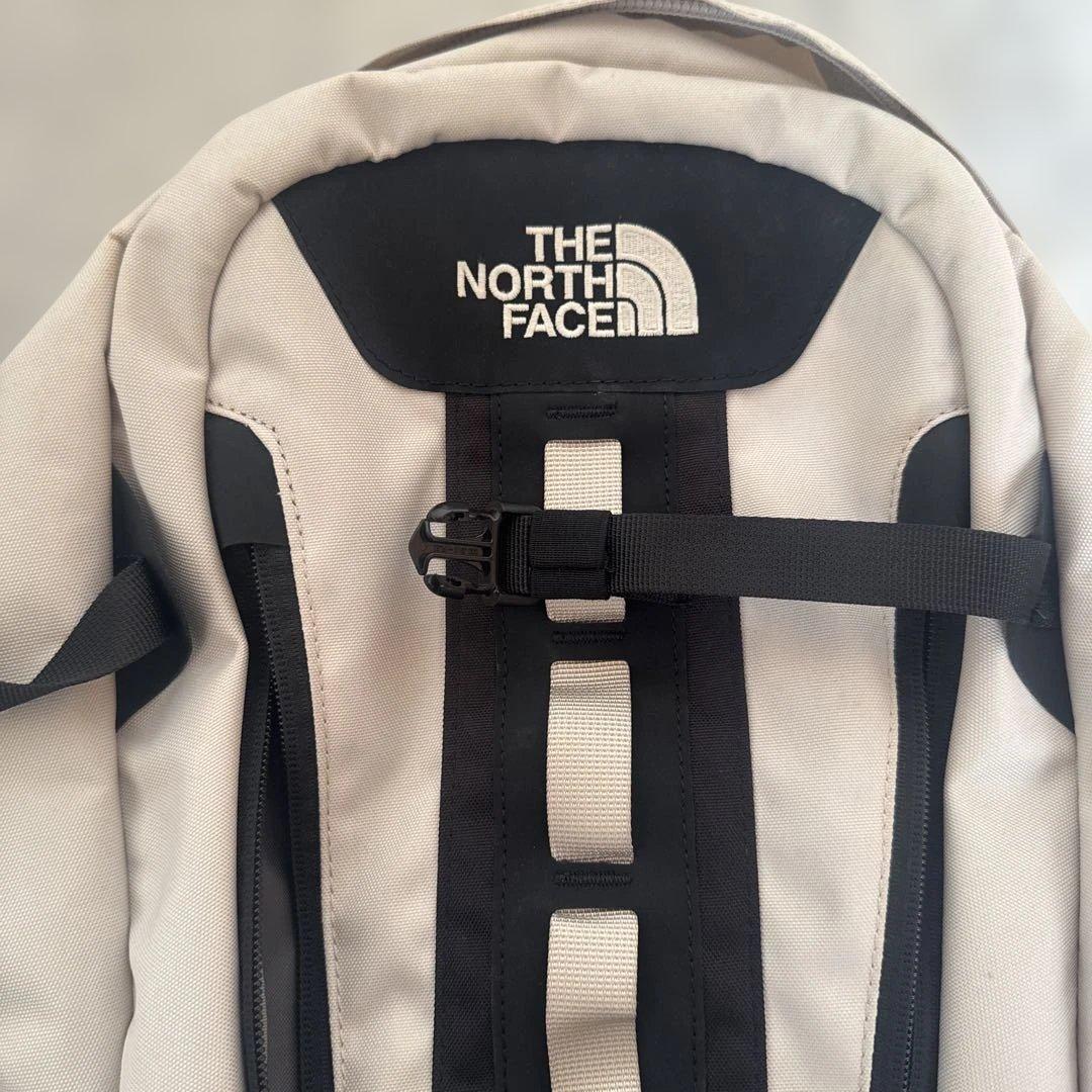 ザ ノースフェイス バックパック リュック ライトベージュ