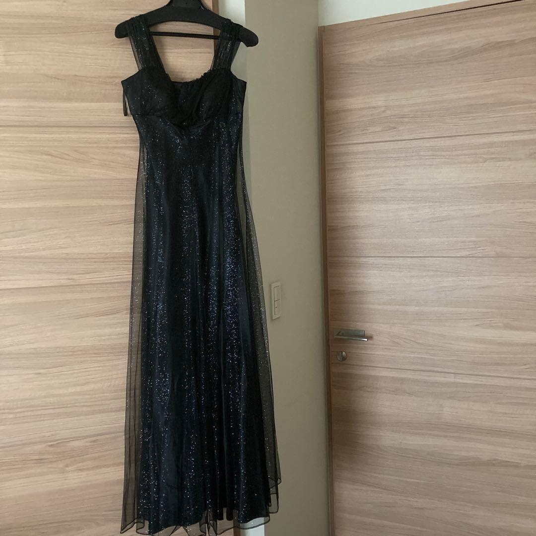 黒のグリッターロングドレス