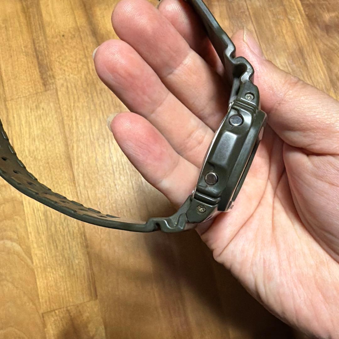 G-SHOCK 電波ソーラー アーミーグリーン