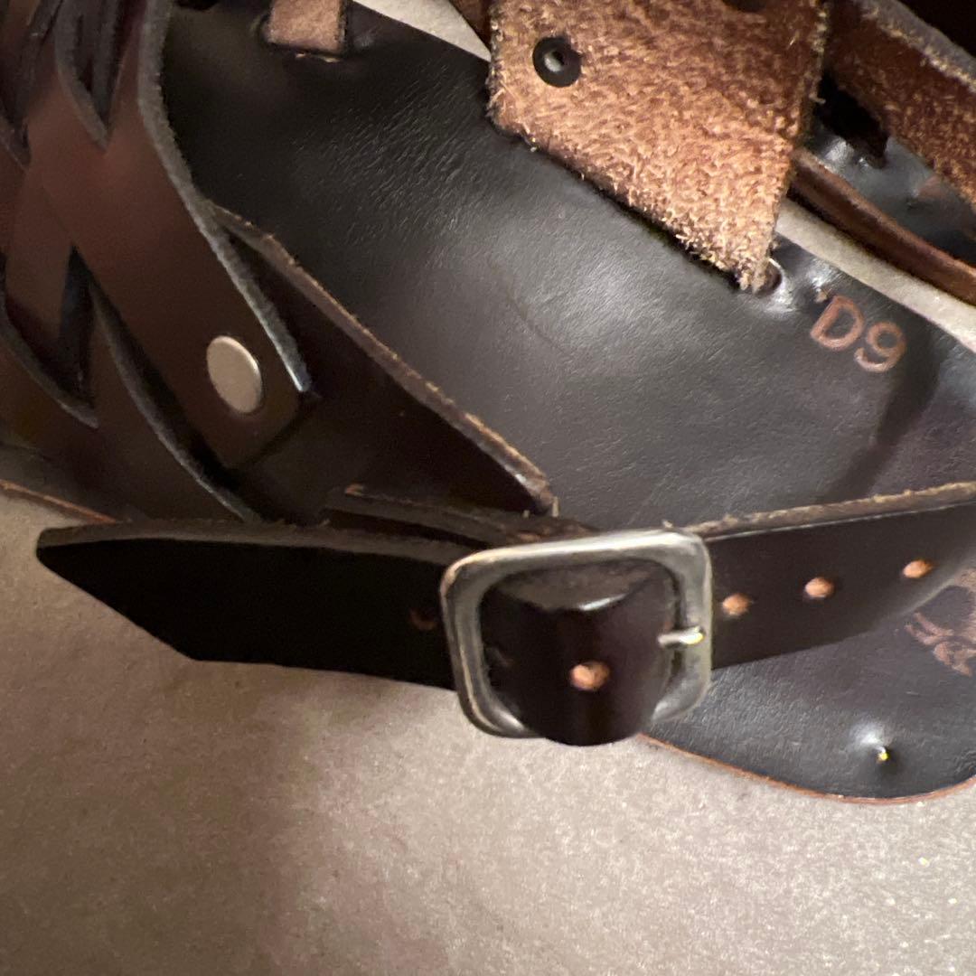 ユッタニューマン　ベンノ　D9