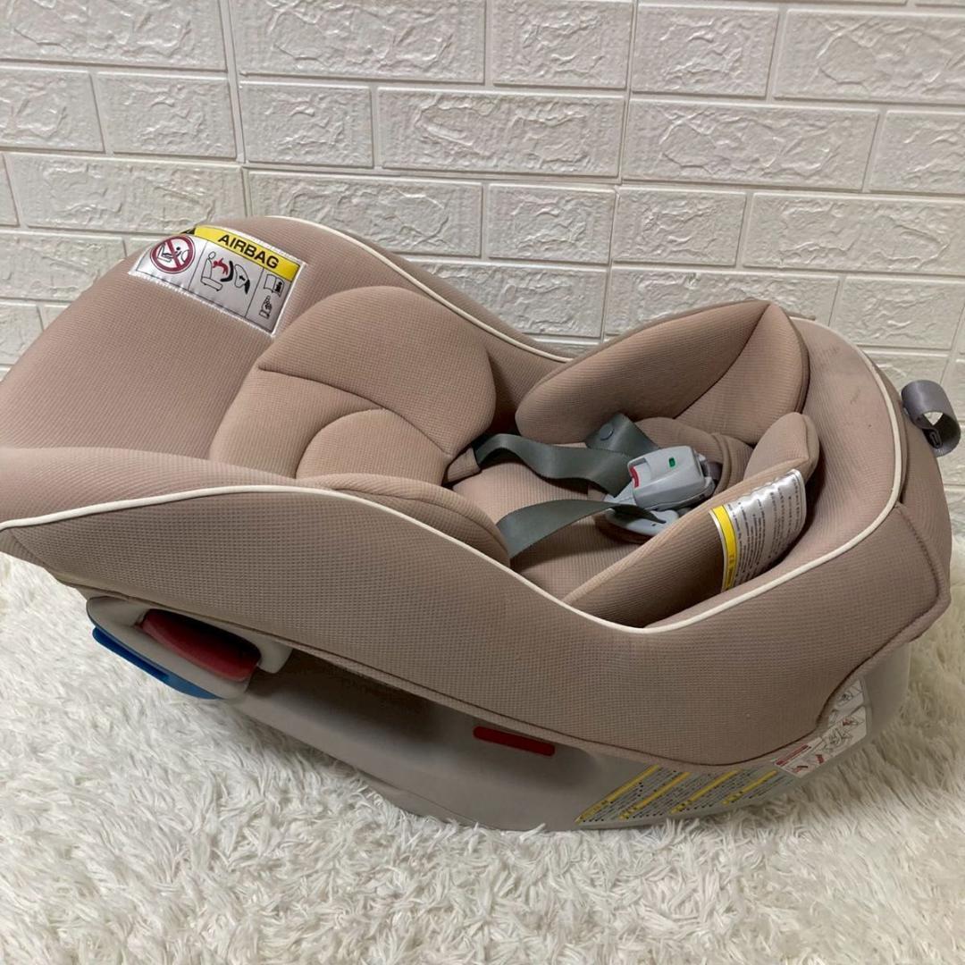 【美品】新生児ok！ コンビ チャイルドシート　コッコロ　ヘーゼルナッツ