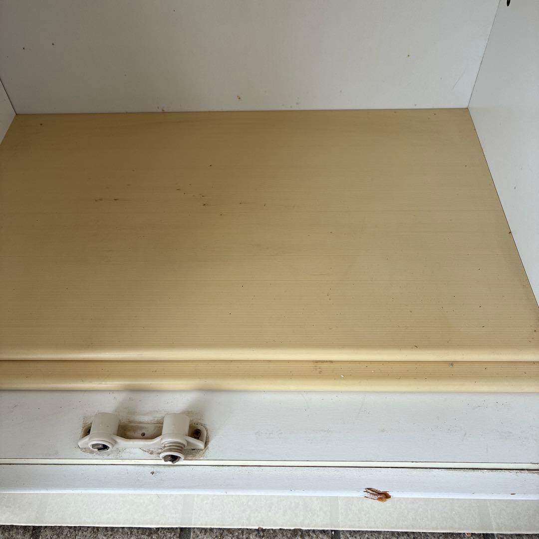 引き取り限定　白のシューズボックス