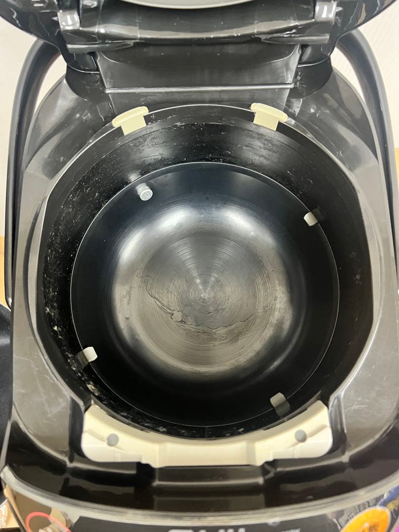 【象印 圧力IH炊飯器 NP-ZV100BK】5.5合 プラチナ厚釜2018年製