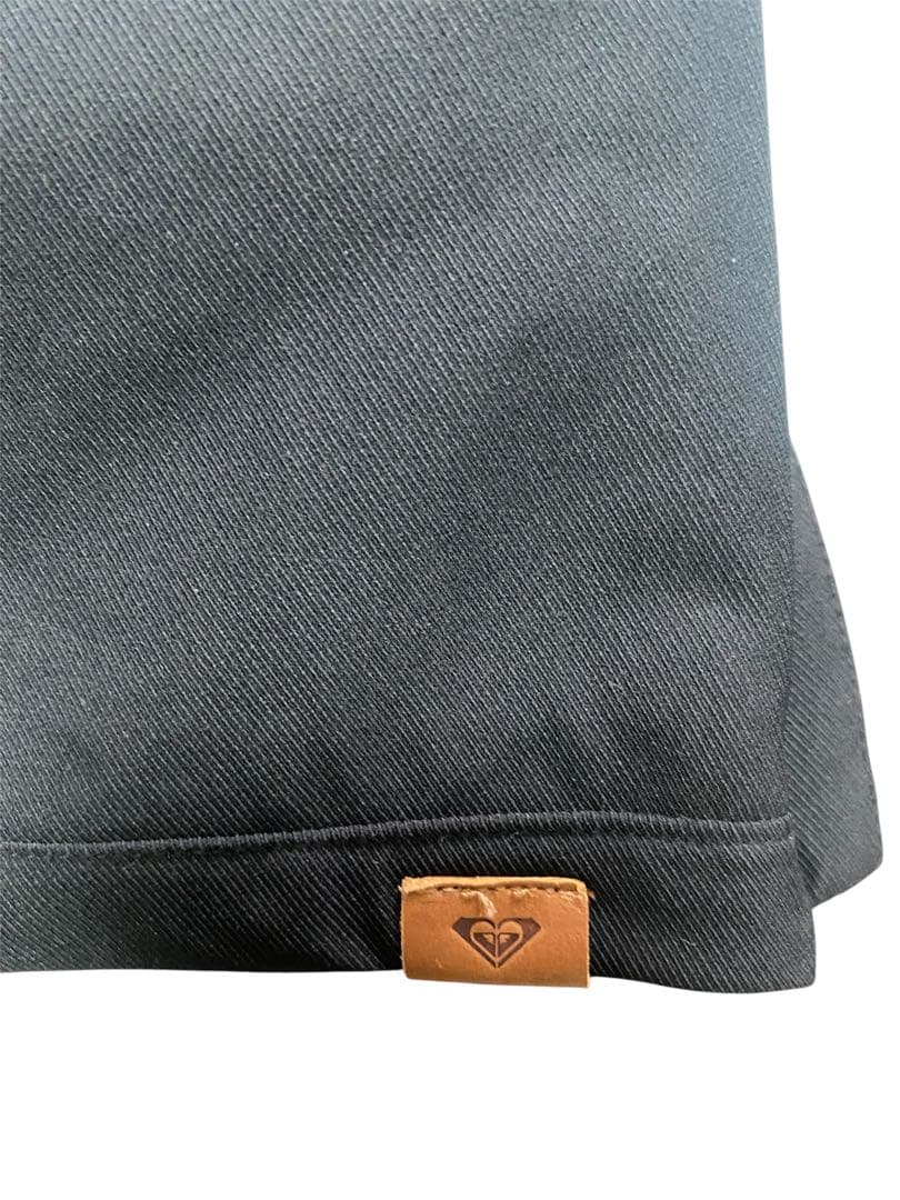 ROXY黒のスノーボードスキーパンツM定番人気