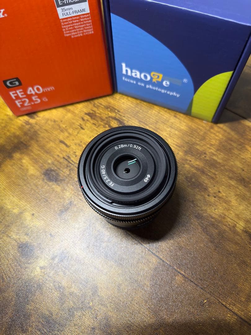 美品 _SONY FE 40mm F2.5 G haogフード&保護フィルター付