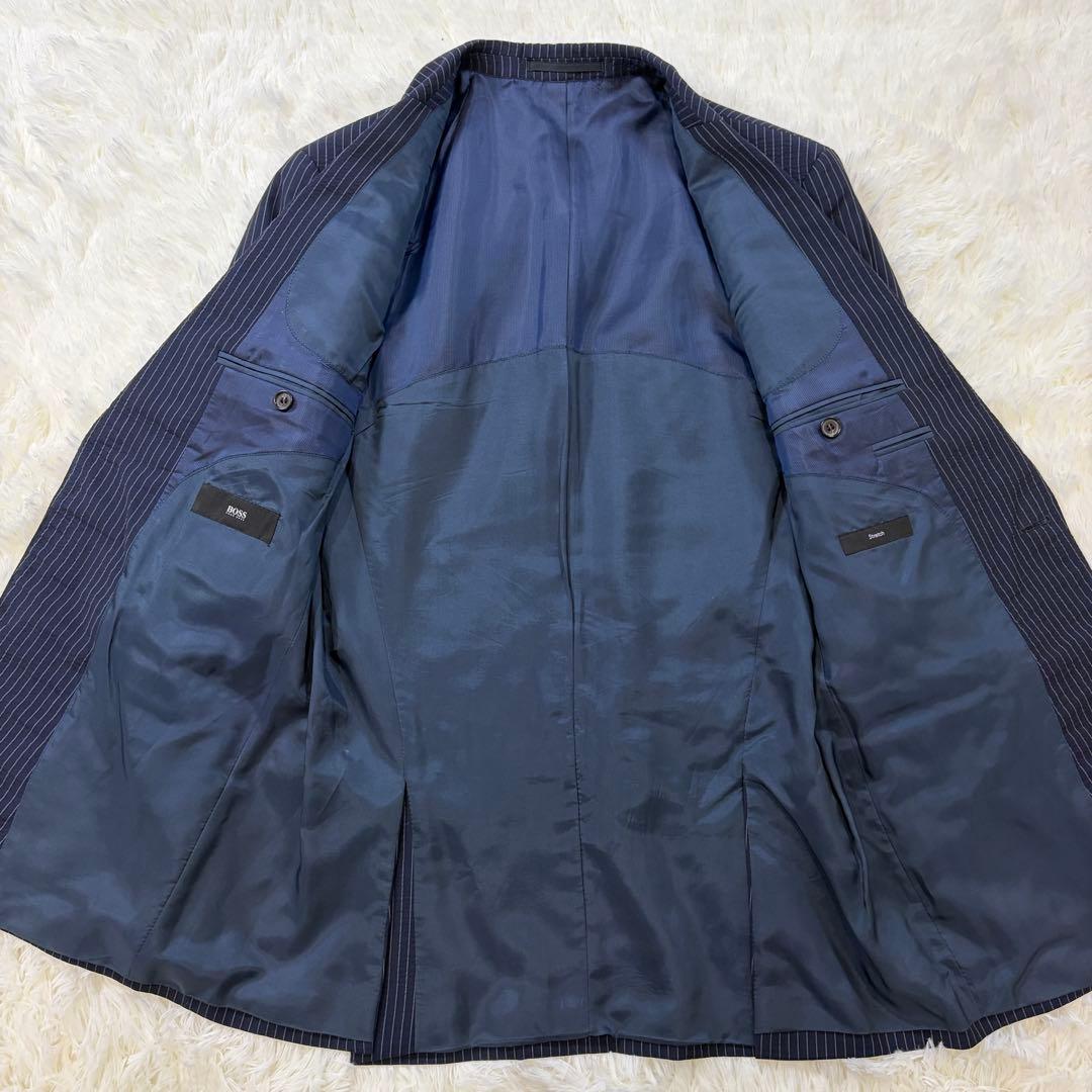 【極美品】ヒューゴボス シアサッカー ビジネススーツ ストライプ 紺 48 L