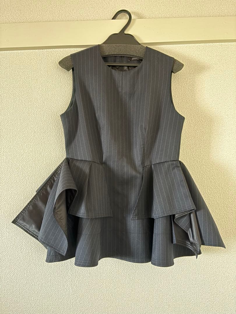 anuans オブジェクトフレアトップス