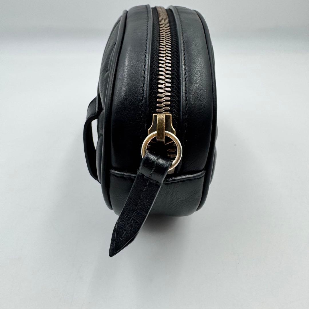 美品✨GUCCI マーモント　ボディバッグ　黒色　ハート　キルティング