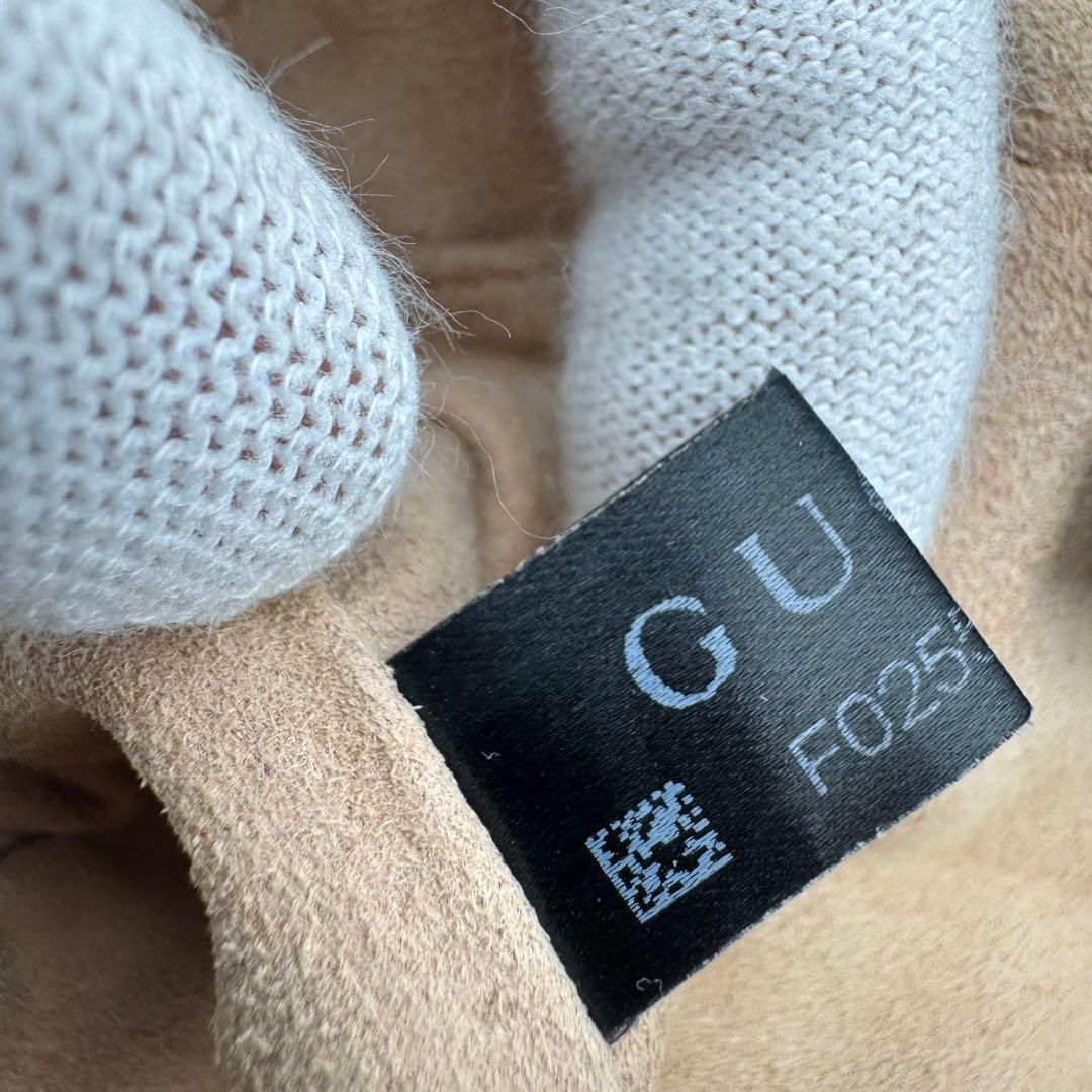 美品✨GUCCI マーモント　ボディバッグ　黒色　ハート　キルティング