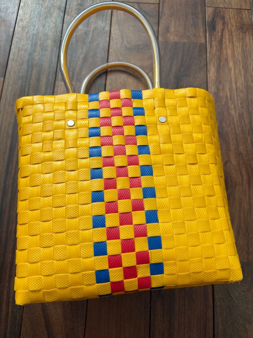 マルニフラワーマーケット　カゴバック　黄色　イエロー