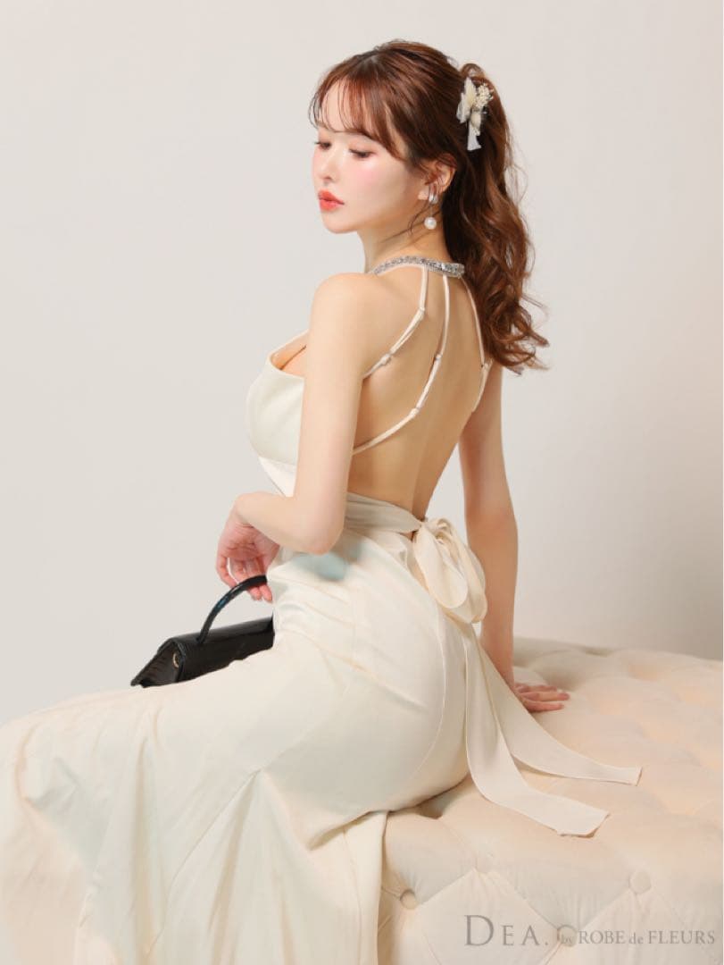 S 3505 ディア　ローブドフルール ヴュートエルケイ系ロングキャバドレス