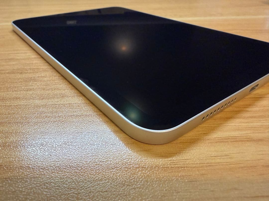 【超美品】iPad mini 第7世代(A17pro) 256GB スターライト
