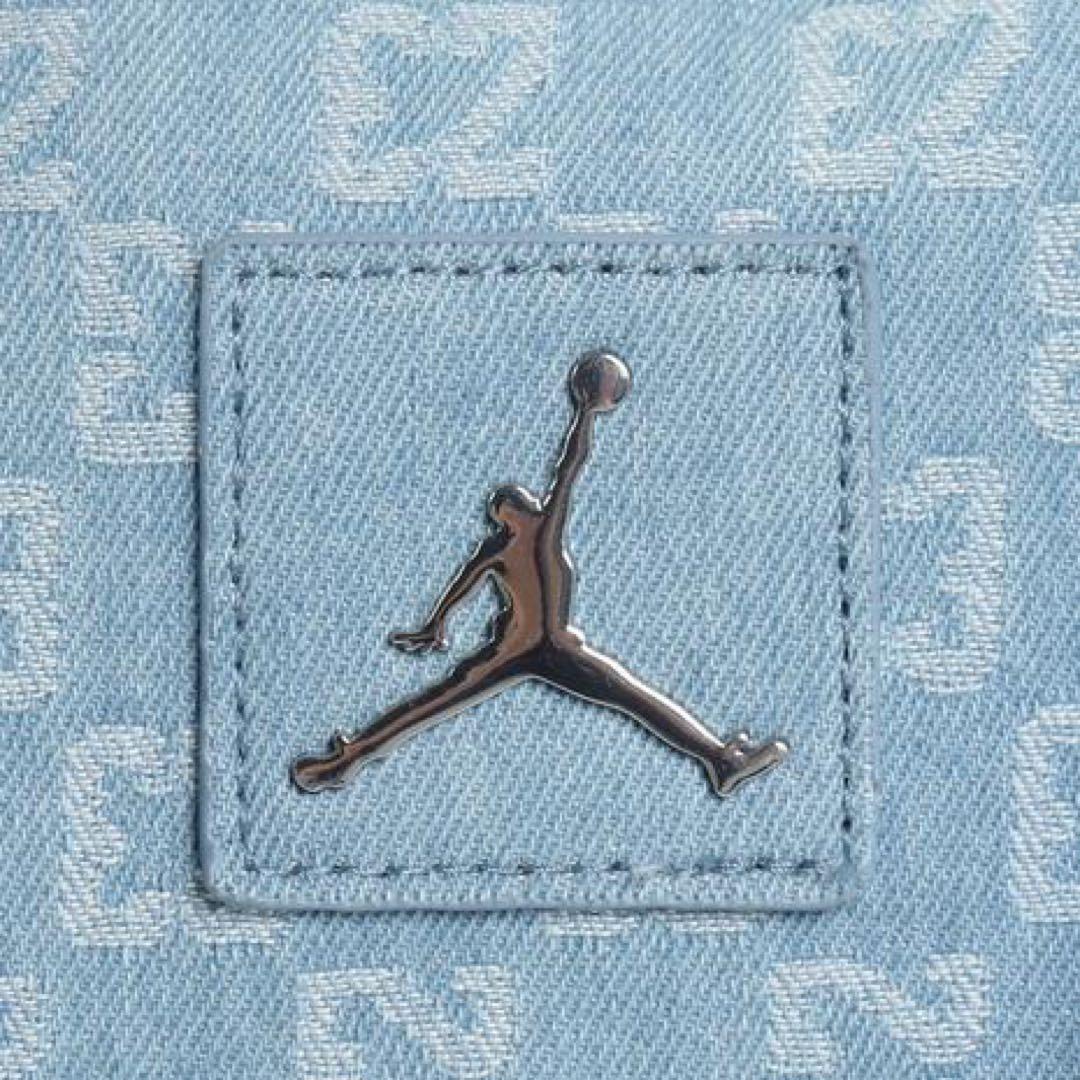 【完売品】SALE ジョーダンJORDANモノグラムダッフルバッグ ライトブルー