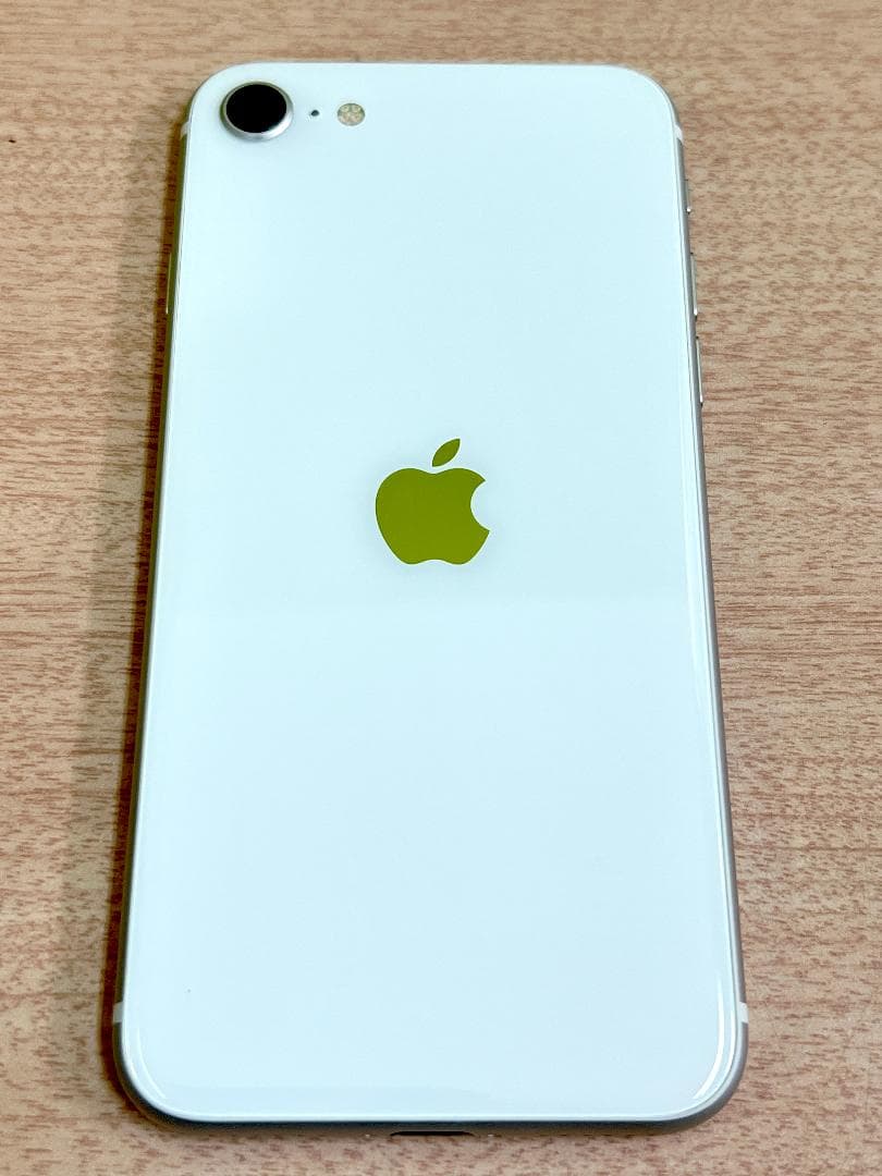 iPhone SE 第2世代 64G ホワイト ドコモ版 SIMロックあり 美品