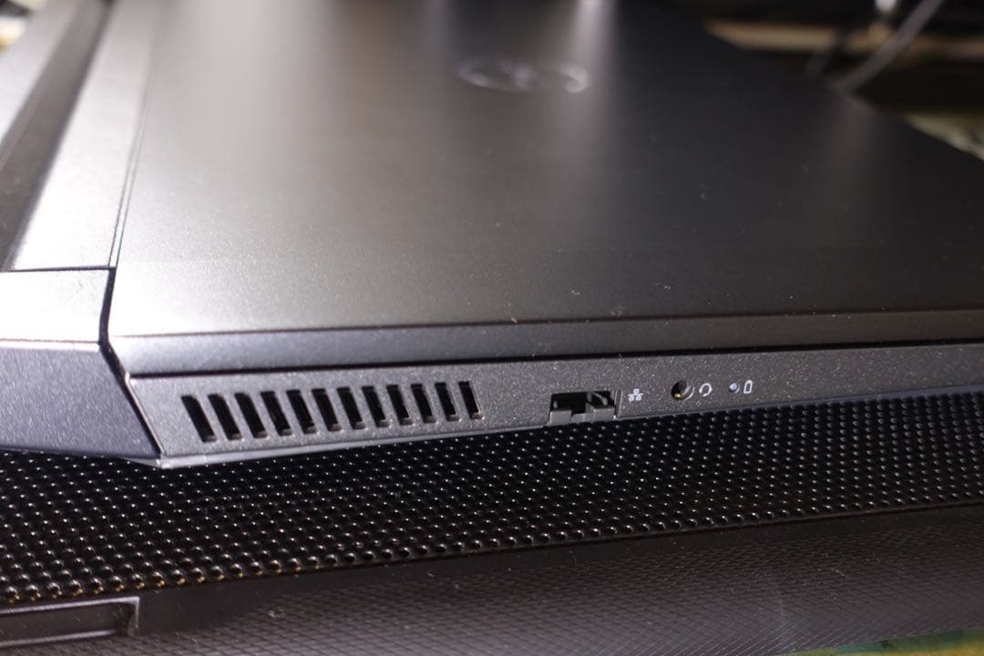 DELL G15 5521 SpecialEditionゲーミングノート【訳有】