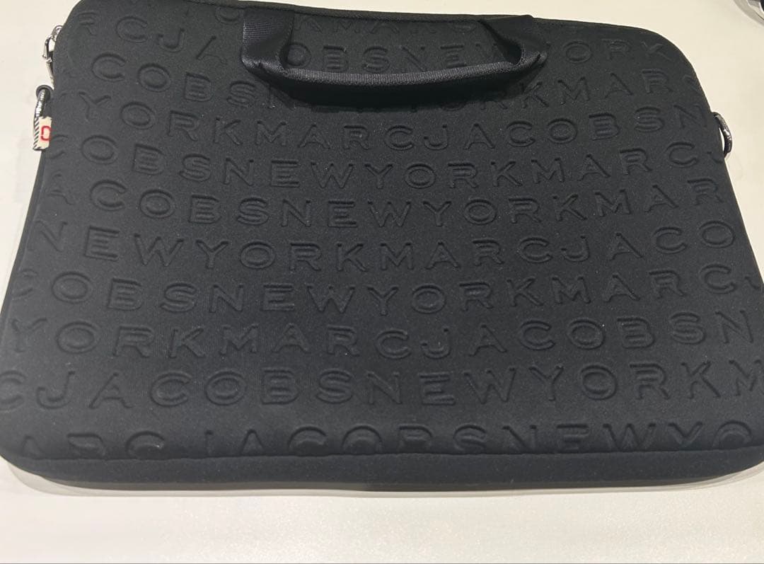 aqua ⚠️購入前コメント必須⚠️様限定 MARC JACOBS PCケース