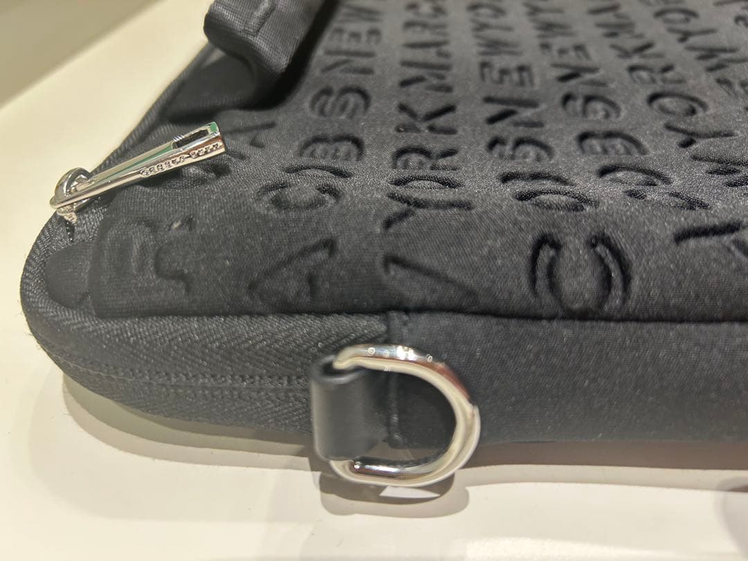 aqua ⚠️購入前コメント必須⚠️様限定 MARC JACOBS PCケース