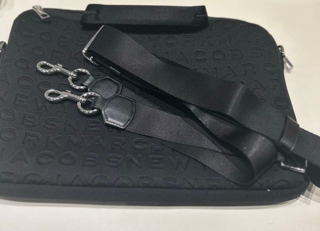 aqua ⚠️購入前コメント必須⚠️様限定 MARC JACOBS PCケース